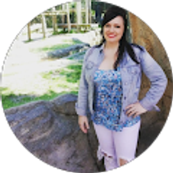 Profile photo of Nikki Roquet