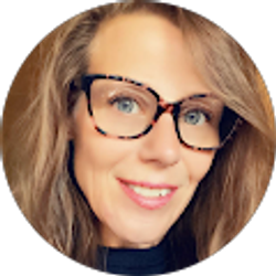 Profile photo of Julie Hofacker