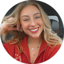 Profile photo of Sara Ballew