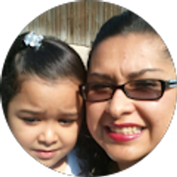 Profile photo of Claudia Escalera