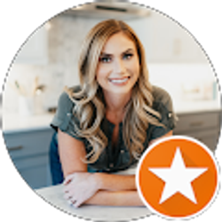 Profile photo of Laine Murray