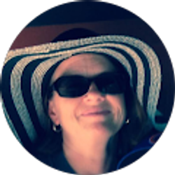 Profile photo of Erin Emerle