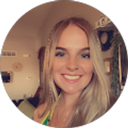 Profile photo of Cassie Sutton