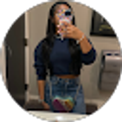 Profile photo of Lauryn C