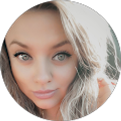 Profile photo of Hailey Vogel