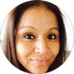 Profile photo of Vania Correa