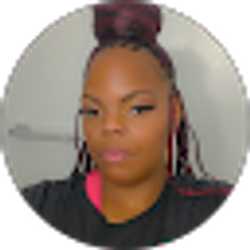 Profile photo of Michelle Mack