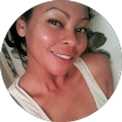 Profile photo of Krystle Robinson