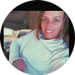 Profile photo of Amanda Amyx