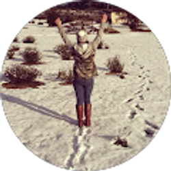 Profile photo of Evelyn Bello