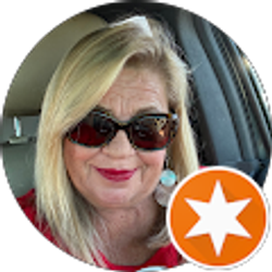 Profile photo of Leslie Alexander