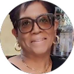 Profile photo of MARILYN ROACH