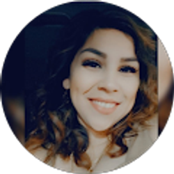 Profile photo of Danielle Alvarado