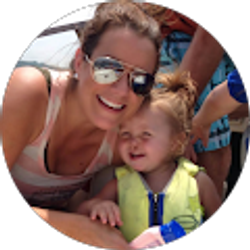 Profile photo of Jennifer Hantelmann