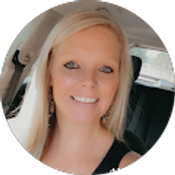 Profile photo of Laura Jones