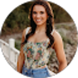 Profile photo of Sydnee Stoltzfus