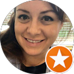 Profile photo of Hollie Harvey