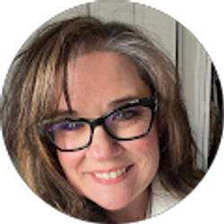 Profile photo of Traci Schroeder