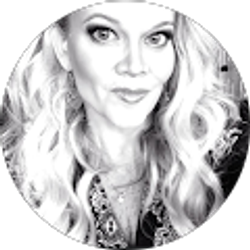 Profile photo of rikki templet