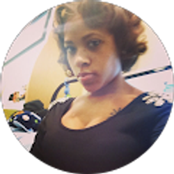 Profile photo of Dominique Smith