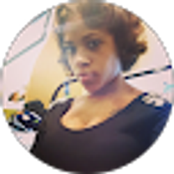 Profile photo of Dominique Smith