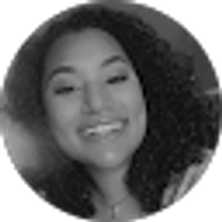 Profile photo of Naomi Grenert