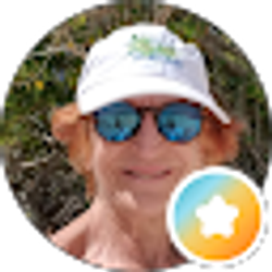 Profile photo of Stefanie Diamond