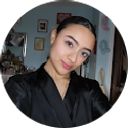 Profile photo of evalyze infante