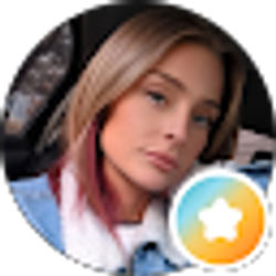 Profile photo of Laura Tucker