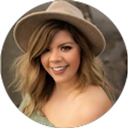 Profile photo of Sarah Mumma