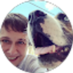 Profile photo of Michelle Mooney
