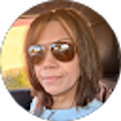 Profile photo of Jessica Looney