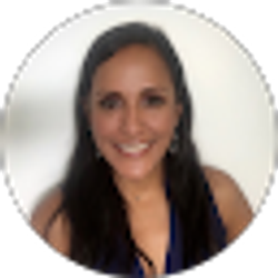 Profile photo of Ana Ayllon