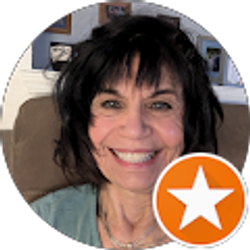 Profile photo of Roxanne Berg-Metivier