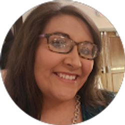 Profile photo of Nikkie Martinez