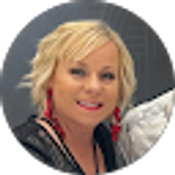 Profile photo of Gleneva Calvit