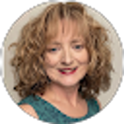 Profile photo of Kim Simpson