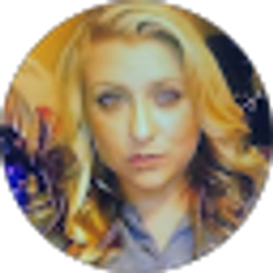 Profile photo of Lindz Suki