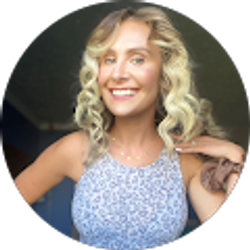 Profile photo of Sarah Babiasz