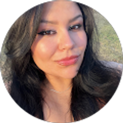 Profile photo of Janis Hawk