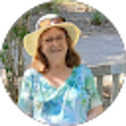 Profile photo of Carolyn Alzugaray
