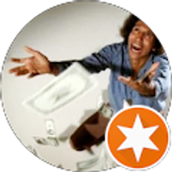 Profile photo of Dee Tee