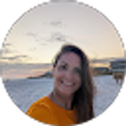 Profile photo of Amanda Jackson