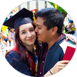 Profile photo of Jasmine Vizcaino