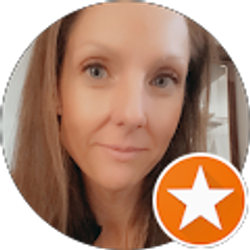 Profile photo of Tina Lea