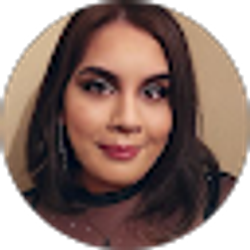 Profile photo of Desirae Rosales