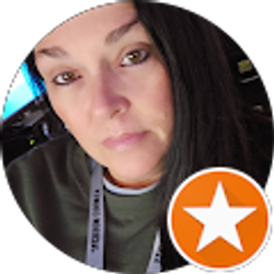 Profile photo of Jenn Pink