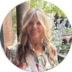 Profile photo of Alison Matthews