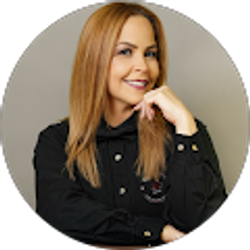 Profile photo of Jeannette Gutierrez