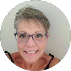 Profile photo of Laura Koltes